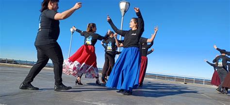 Día de la Independencia Danzas en el Paseo Costero