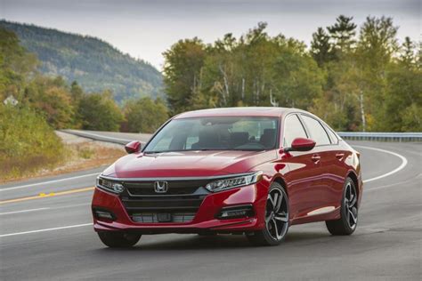 Honda Accord Civic And CRV Earn 2018 Edmunds Best Retained Value