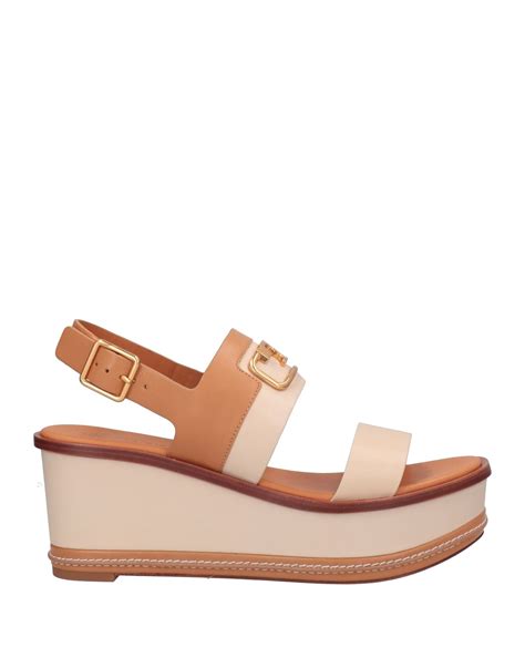 Tory Burch Sandals In Beige Modesens