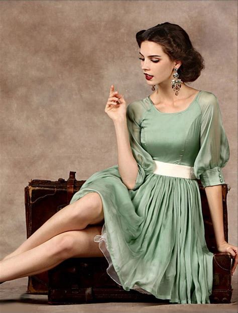 1950s Retro Style Elegant Swing Dress Vintage Green Dress 1950s