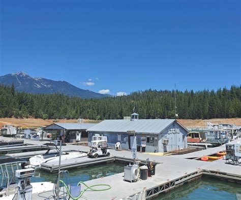 Trinity Lake Resort And Marina