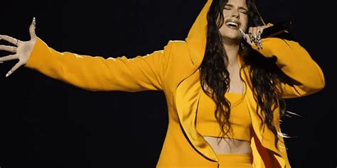 Rosalía reacciona a las críticas de hentai su nueva canción El