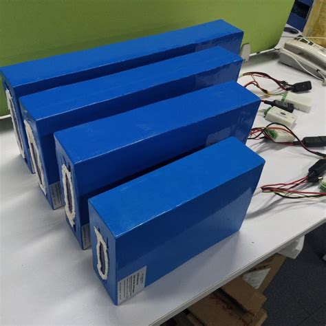 To Use 32v 32700 32140 Lithium Ion Rechargeable Battery Pack For Electric Vehicle Power Supply