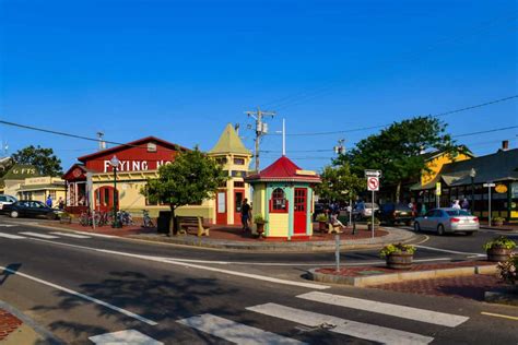 Marthas Vineyard Guide 5 Things To Do In Downtown Oak Bluffs Katie