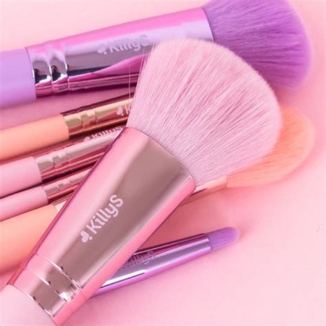 Makijaż nude czyli naturalność dalej w modzie KillyS