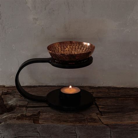 Candle Diffuser Iron And Copper Red Silk Essentials®