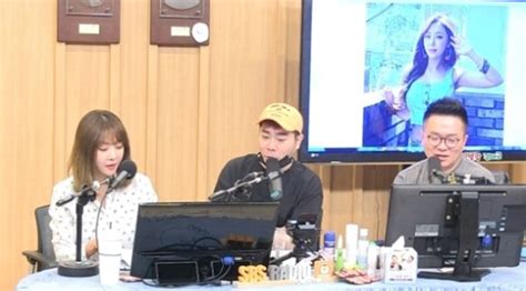 컬투쇼 나르샤 휘어진 전봇대 실제로 있는 것···포토샵 안했다 네이버 Tv연예