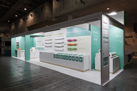 指定カラーの緑を差し色にして集客にも成功Sustainable Material Expo 展示会ブースデザイン装飾