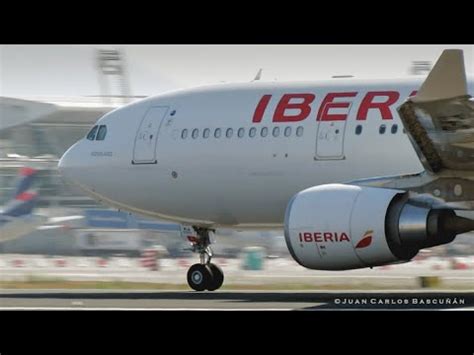 Iberia Airbus A330 202 EC MJA Buenos Aires Despegando Desde SCEL A