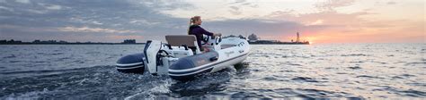 Mercury Dockline The New Mercury Marine Launches Avator 20e And 35e