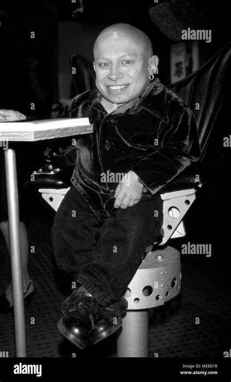 Verne Troyer Men In Black