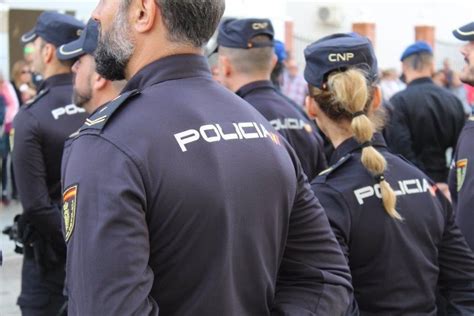 Detingut un home a València per colpejar en l estómac la seua parella