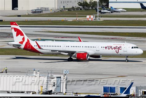 C Fjou Air Canada Rouge Airbus A Wl Photo By Wolfgang Kaiser