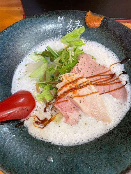 『鯛塩濃厚そば』鯛塩そば 縁のレビュー ラーメンデータベース