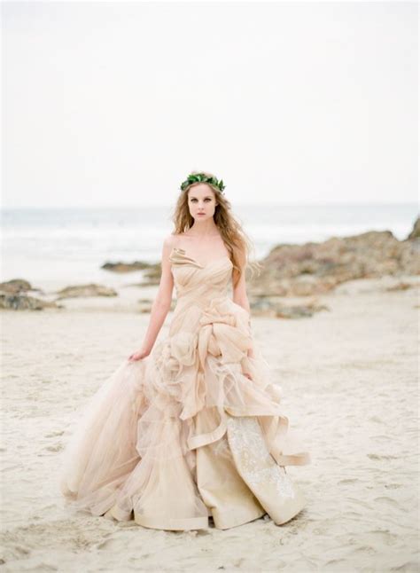 Beach wedding dress | peach wedding dress