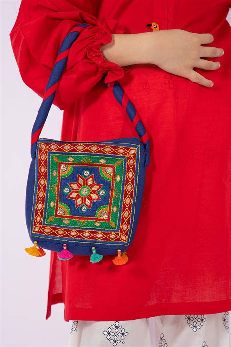 1 Piece Cambric Kayseria Pakistan