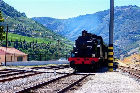 Comboio Hist Rico Do Douro Volta A Circular A Todo O Vapor