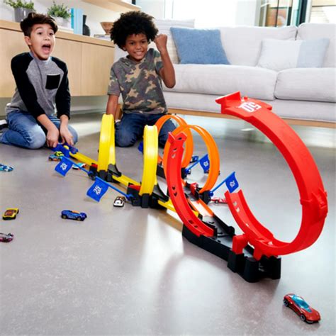 HOT WHEELS ACTION MULTI LOOP RACE OFF THE TOY STORE