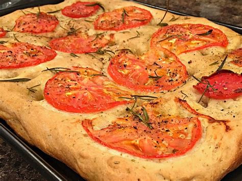 Club Foody Tomato Rosemary Focaccia Recipe Italian Bread Club Foody