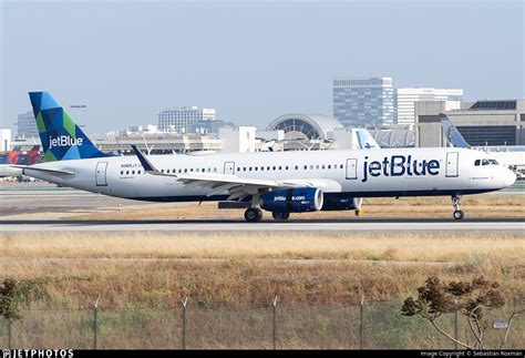 N985JT Airbus A321 231 JetBlue Airways Sebastian Roxman JetPhotos