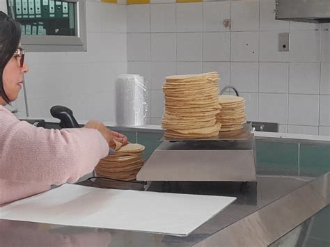 Se registra aumento de precio en tortillas de maíz