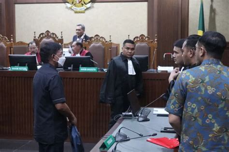 Majelis Hakim Pengadilan Tipikor Tolak Keberatan Johnny Plate Suara