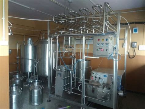 SS304 Mini Dairy Plant For Milk Capacity 500 LPH 5000LPH In Pune