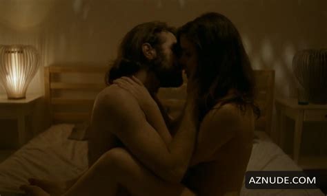 CUARTETO NUDE SCENES AZNude