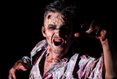 Free Photo | Scary zombie costume cosplay