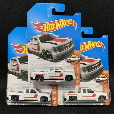 Jual Hot Wheels Chevy Silverado Putih Kab Pati Beetoys Tokopedia