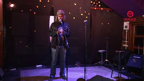 abdul junior performance na  edicao  stand  comedy  hip hop