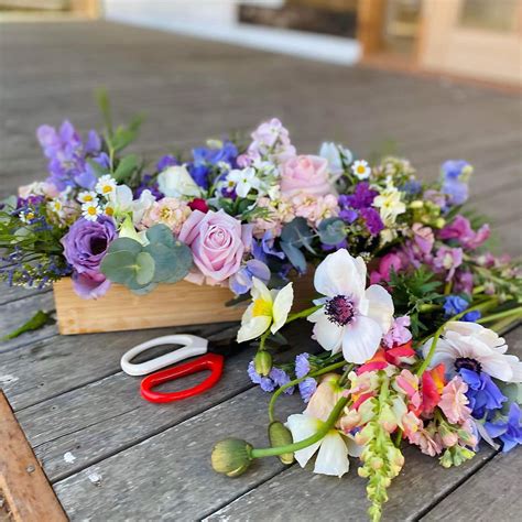 Workshops and Flower Picking | Elderflower Farm