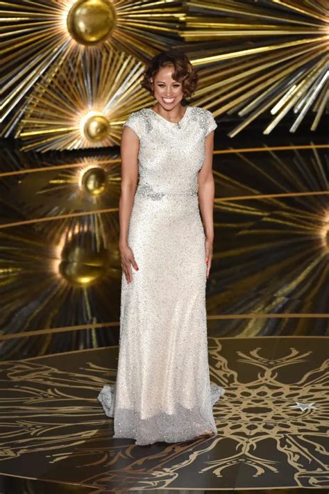 Stacey Dash Sexy And Hot Bikini Pictures Woophy