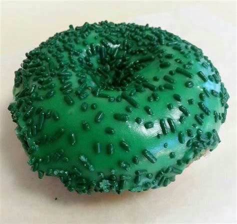 Wear Your Green And Eat It Too Happy St Patrick S Day Spudnuts