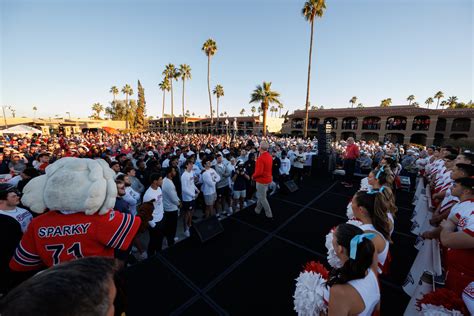 Flames Football fans bring the heat during Fiesta Bowl pep rally ...