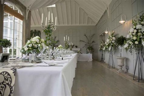 Crom Castle White Wedding - Skea Flowers Florist Lisnaskea