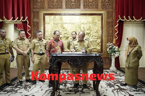 Pj Bupati Pati Teken NPHD Pilkada 2024 Kompas News