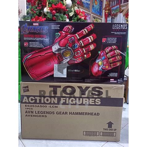 HASBRO Marvel Legends Series Electronic Power Gauntlet Marvel S