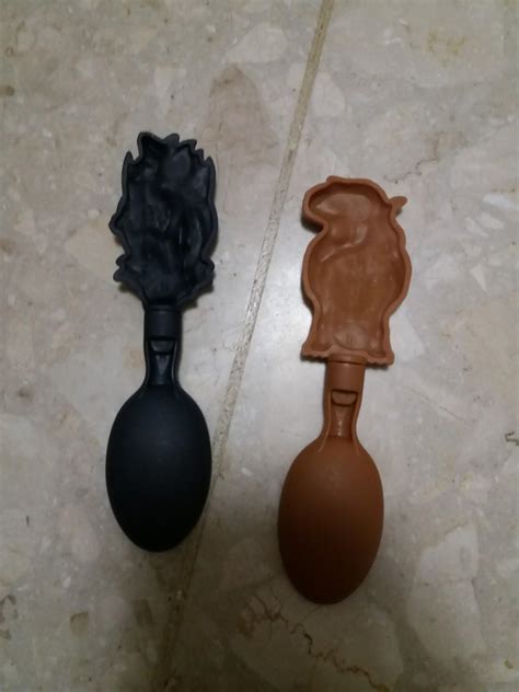 Nestle Jurassic World Collectable Spoons Everything Else On Carousell