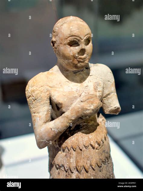 Sumerian Worshipper Hi Res Stock Photography And Images Alamy