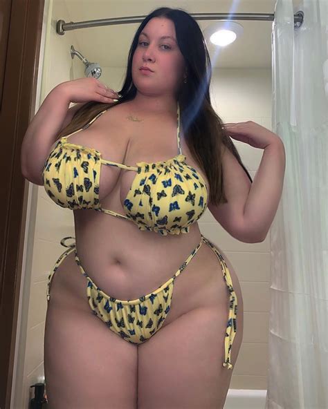 Curvygirlteam K On Twitter Follow The Gorgeous