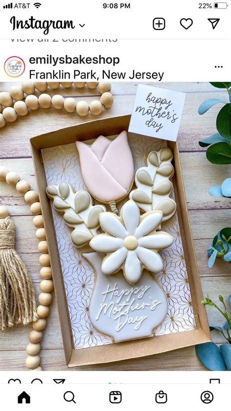 Pin By Sofia On Galletas Dia De La Madre Fancy Cookies Cutout Sugar