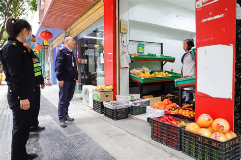 千人百进”蹲点采访】平塘克度镇：网格化管理提升“天文小镇”品质工作整治进行