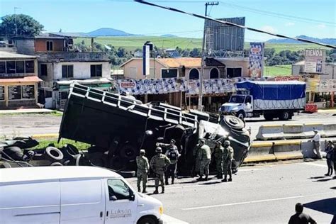 Cami N De La Sedena Sufre Aparatoso Accidente