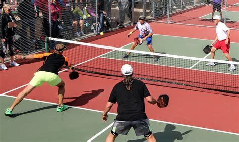 Diferencias entre pádel pickleball y squash Zona de Padel