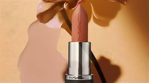 Il Colpo Di Fulmine Beauty La Shade Di Rossetto Nude Per Un Make Up