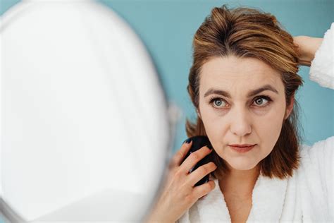 5 Tips For Managing Hair Loss With Medication Medidex