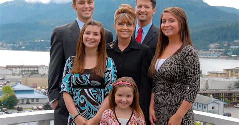 Sarah Palin family brawl: Trash talking, boozing and punches - what really happened during ...