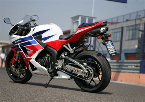 Honda Cbr Rr Abs Prezzo E Scheda Tecnica Moto It