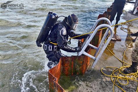 Школа військових водолазів - новий етап. Допомагаємо морським ...